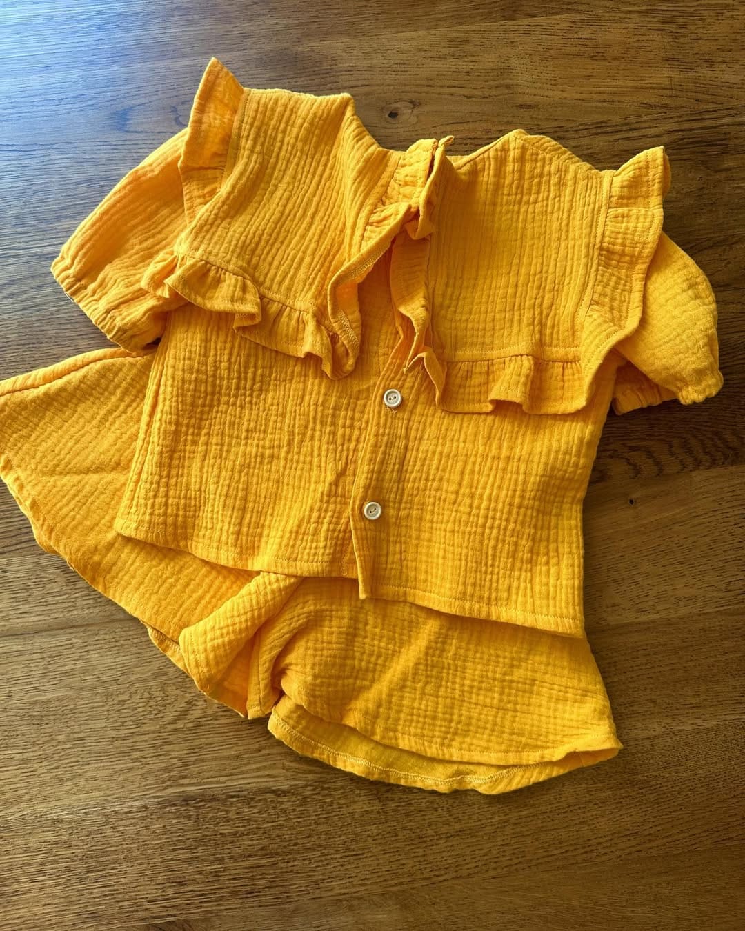 Set din muselină cu volănașe – Sunny Lemon (2 piese) imagine 2