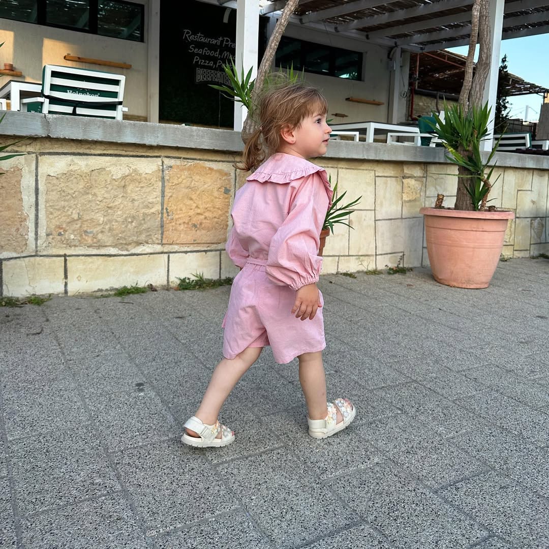 Set roz cu guler amplu și cordon – Handmade Lilisicopiii - imagine 4