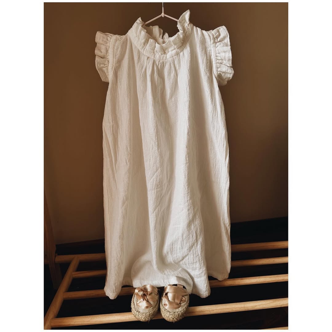 Rochie albă lejeră cu mâneci bufante - imagine 4